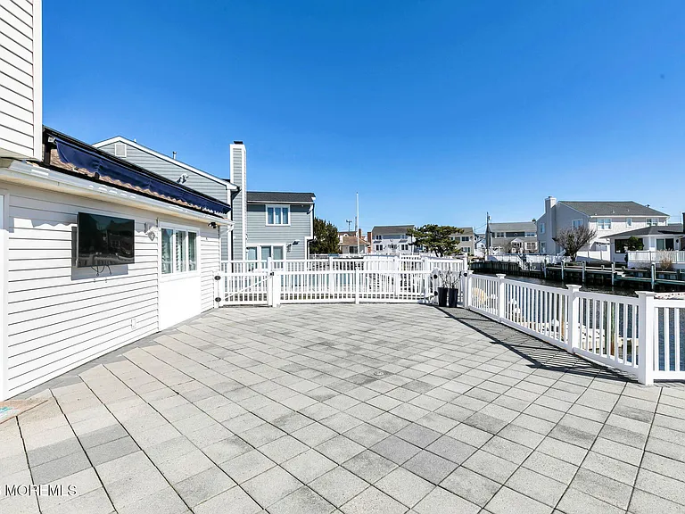 327 Tide Pond Rd — Photo 41