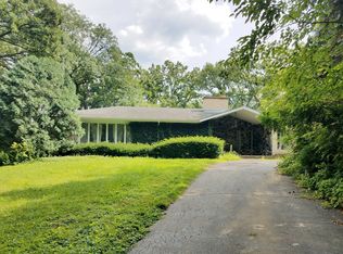 287 Longacres Ln, Palatine, IL 60067