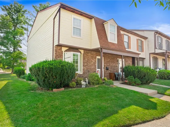 13 Lexington Ct, Easton, PA 18040