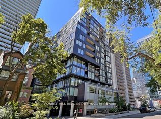 17 Dundonald St #908, Toronto, ON M4Y 0E4