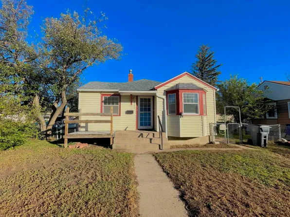 2004 E 22nd St, Cheyenne, WY 82001