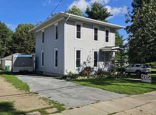 216 N Nottawa St, Mendon, MI 49072