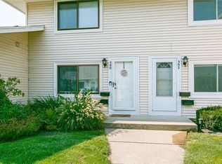 500 Eastbrooke Ln, Rochester, NY 14618