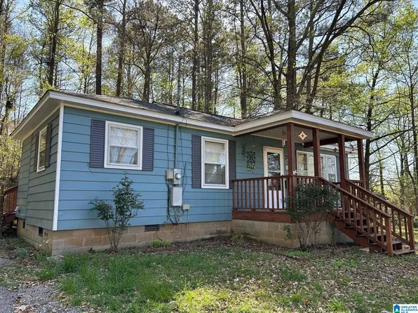 204 Forrest Dr, Weaver, AL 36277