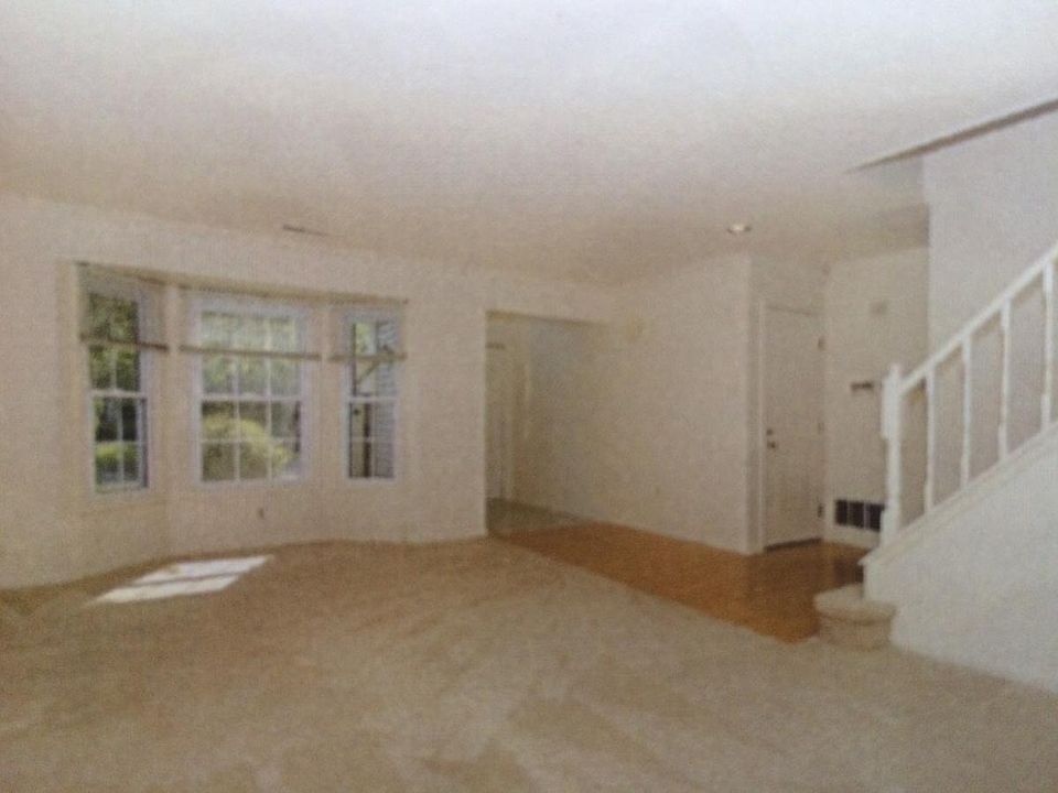 1st image of 3 Gaylord Ct