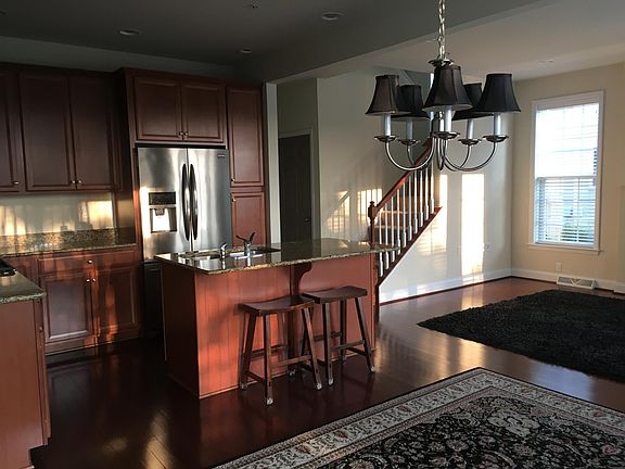 open concept kitchen, breakfast area, great room