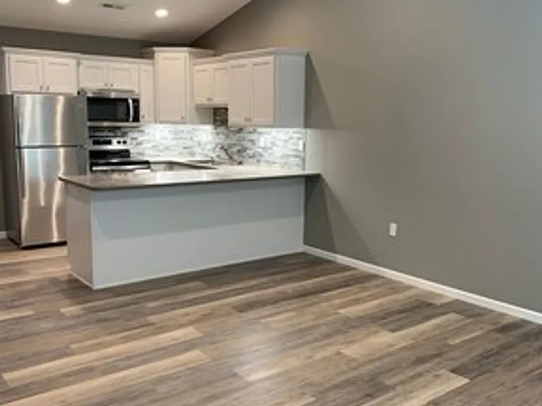 105 Bogad St — Photo 2