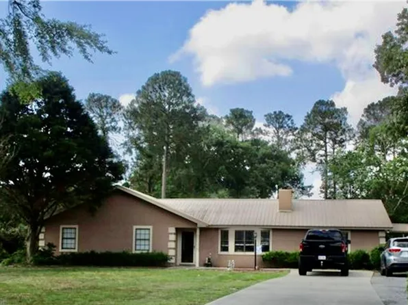 101 Brighton Cir, Brunswick, GA 31525