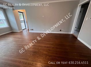 8423 S Kingston Ave, Chicago, IL