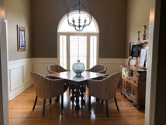 3rd image of 524 Olde Sardis Trl