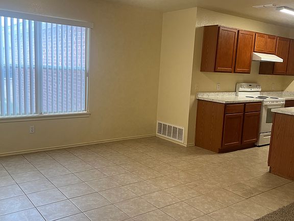 2nd image of 1803 Corpus Ave