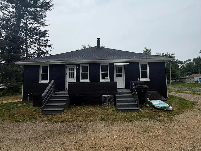 124 Stanger Ave — Photo 8