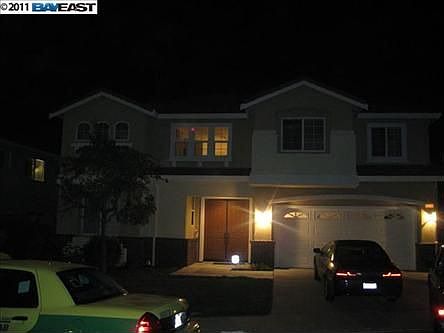 1st image of 824 Sunny Glen Ct