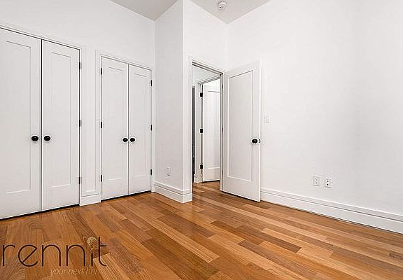 5th image of 303 Pulaski St APT 3