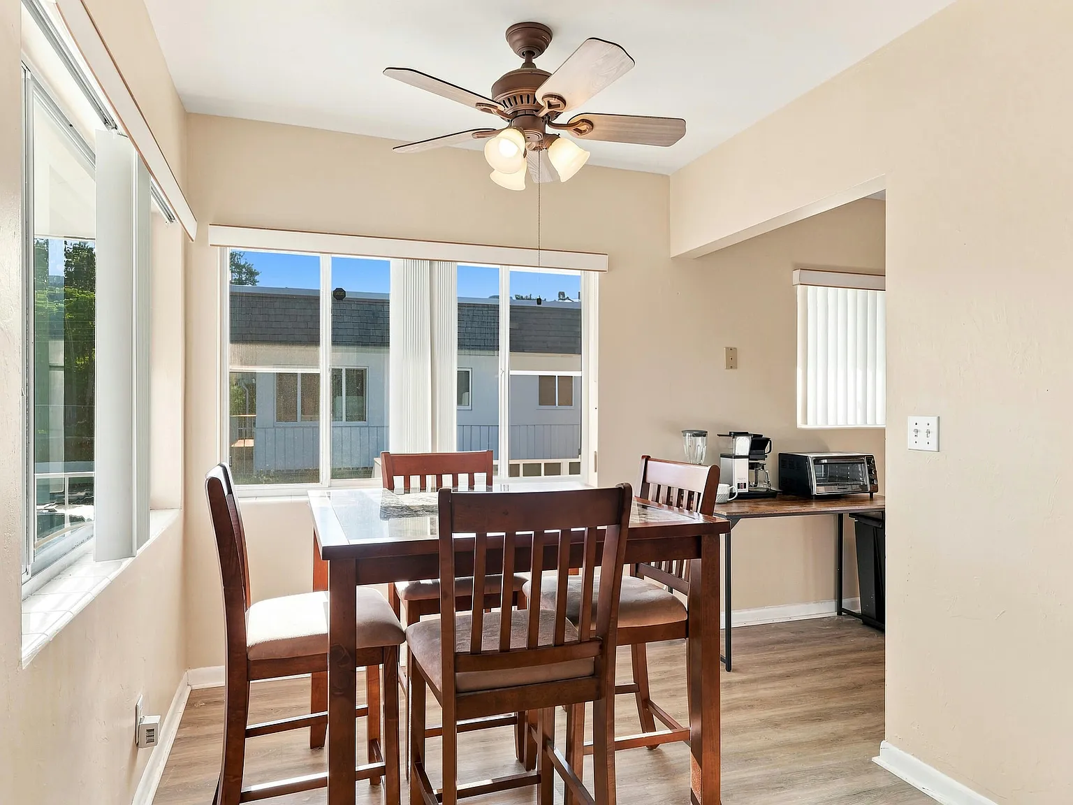 2920 Cynthia Ln — Photo 4