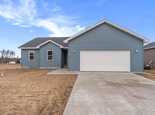 5436 Revella Ln, Grawn, MI