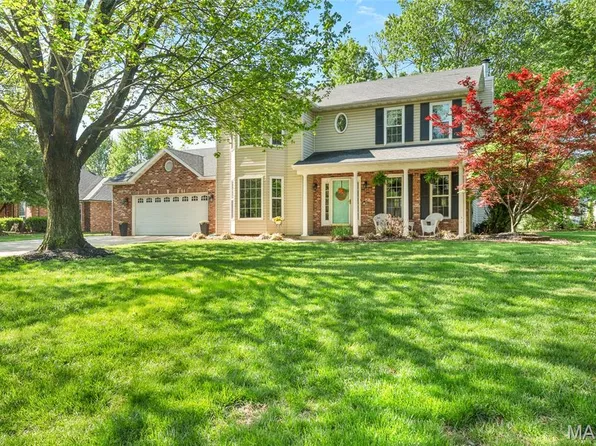 102 Timberwood Ln, Collinsville, IL 62234