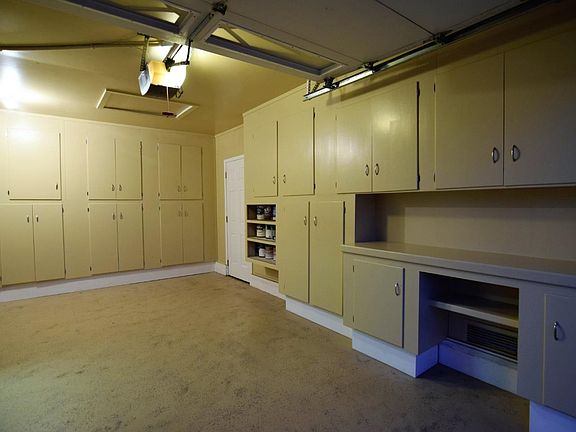 5th image of 1533 Glencrest Dr