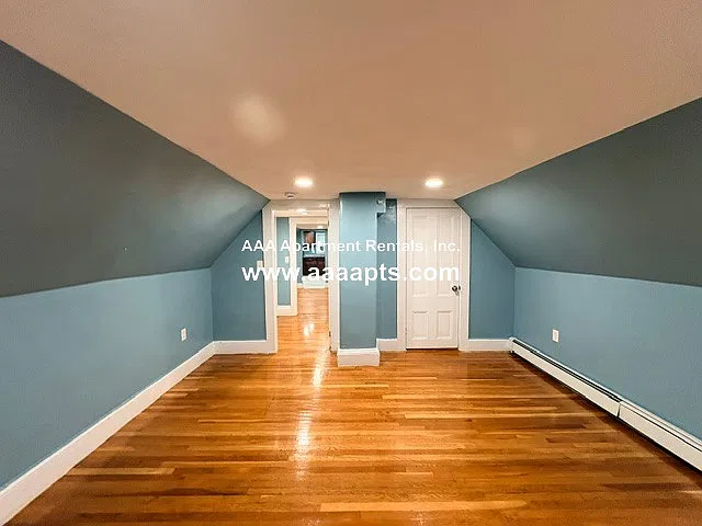 2 bed, 1.0 bath, $2,300 — Photo 3