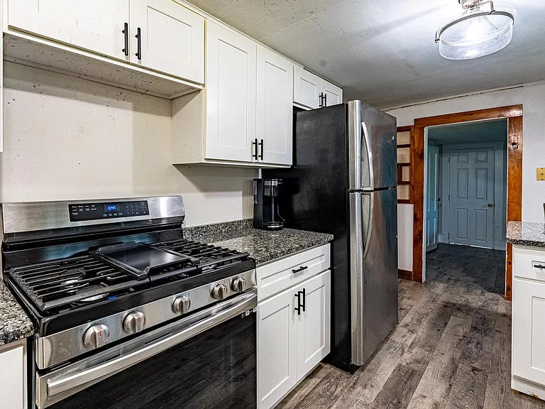 7 Cabins Rd #7 — Photo 16