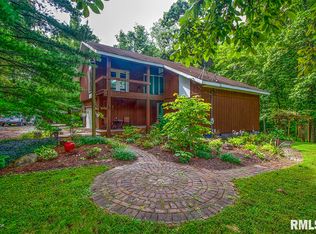 3278 Townhouse Rd, Salem, IL 62881