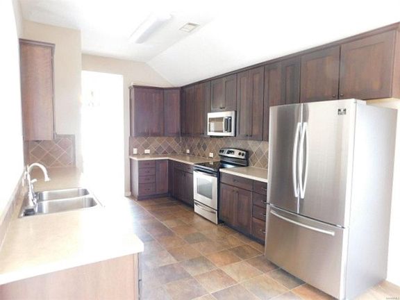 5th image of 10521 Duncannon Trl