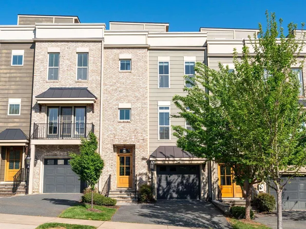 1411 Terrace Ln, Charlottesville, VA 22911