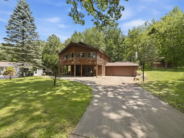 10512 N Kidder Rd, Edgerton, WI 53534