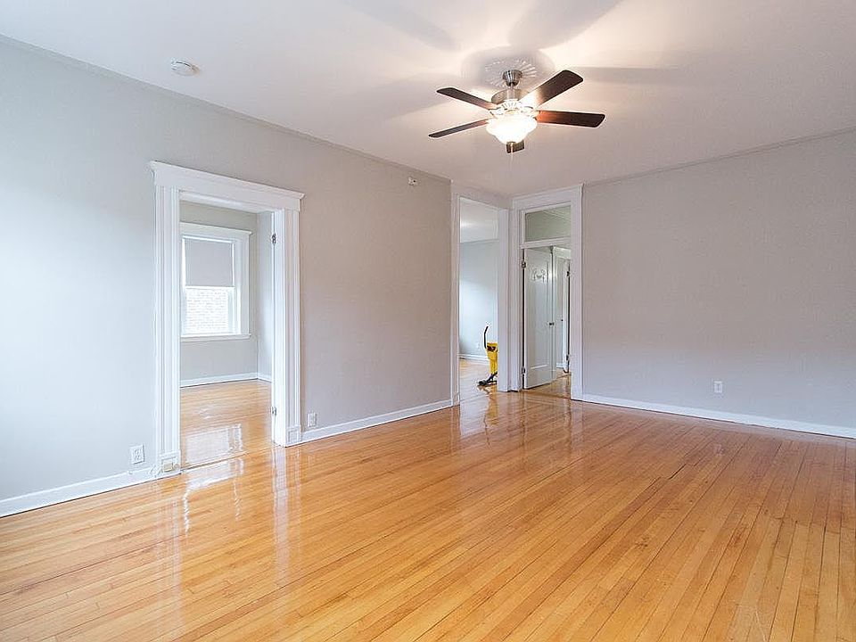 2nd image of 319 Summit Ave #2
