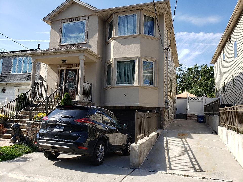 1st image of 24 Norman Pl