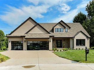 5519 Glen Oaks Pte, West Des Moines, IA 50266