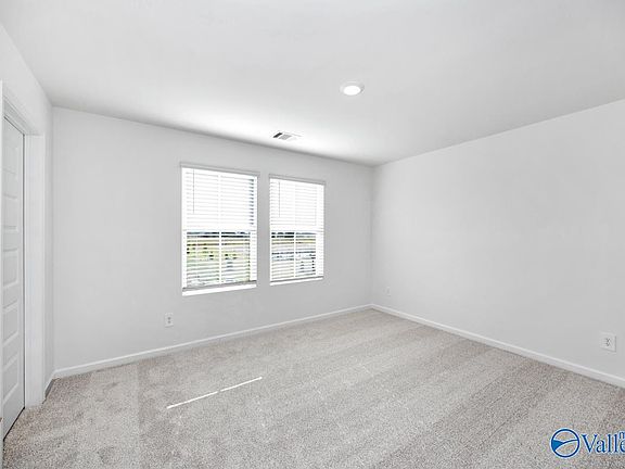 5th image of 8181 Gaskin Blvd