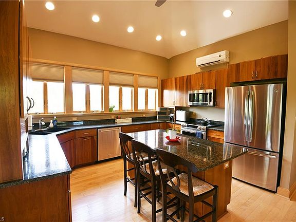 5th image of 4451 Harbor Bend Dr