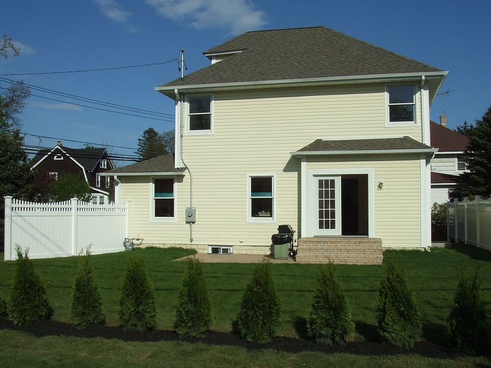 386 Secatogue Ave, Farmingdale, NY 11735 Zillow