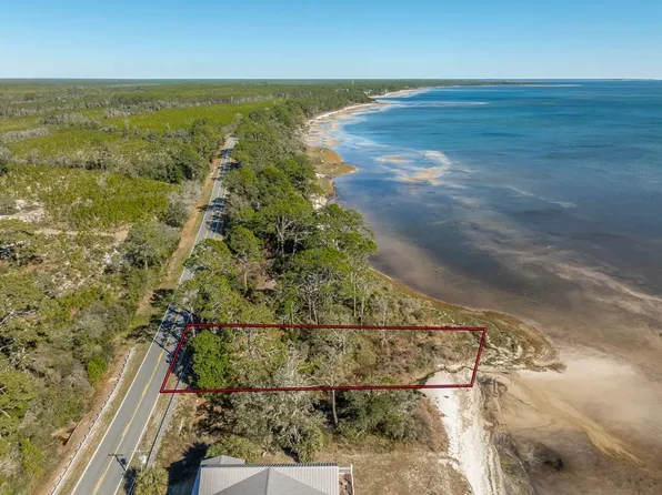3202 Highway 98 E, Lanark Village, FL 32323