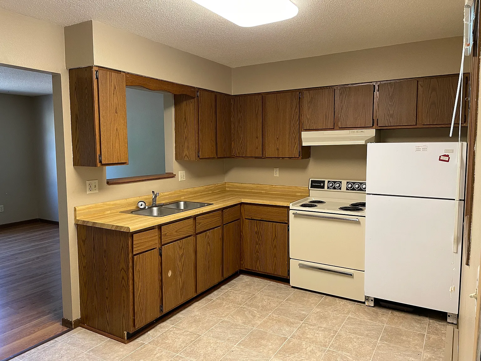 1 bed, 576 sqft, $650 — Photo 2