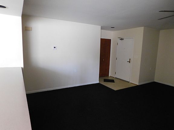 3rd image of 15331 E Ten Mile Rd APT 1