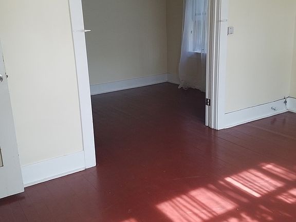 5th image of 135 Bonito Ave APT 2