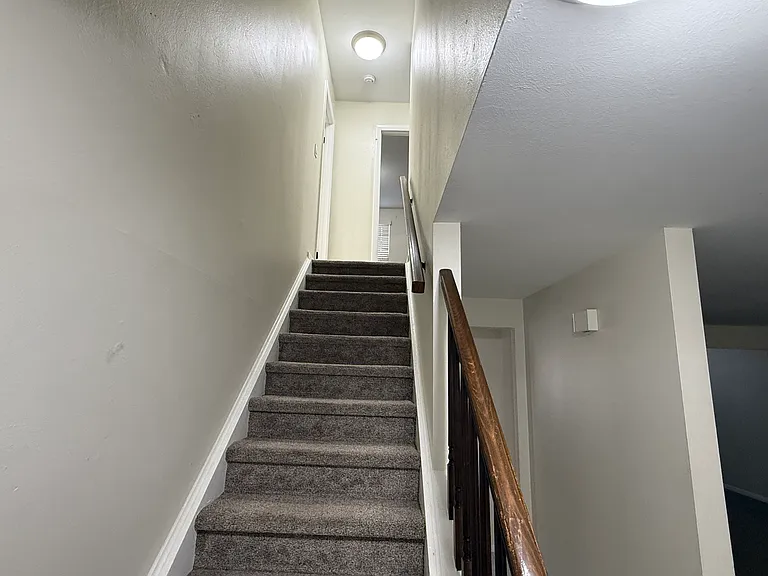 4699 S Akron St — Photo 4