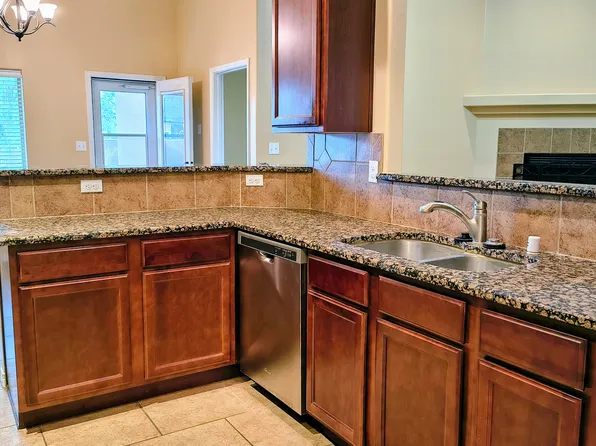 1813 Denise Dr, Carlsbad, NM 88220