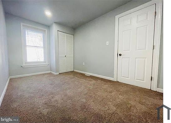 1st image of 1027 W 2nd St