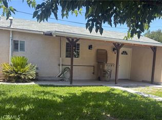37 Garden Dr, Bakersfield, CA 93307