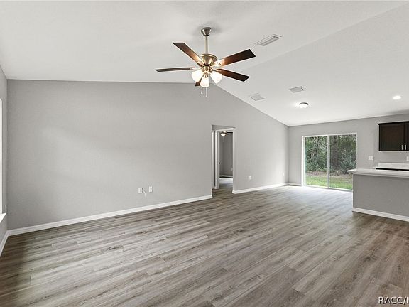 2nd image of 1736 W Hall Pl