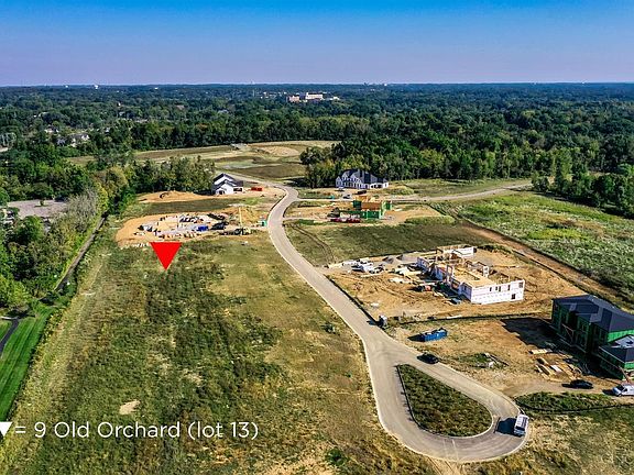 5th image of 9 Old Orchard Ln #13