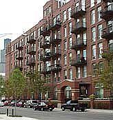 Kingsbury entrance to River Bank Lofts