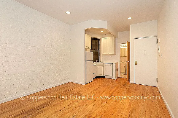 Rented by Copperwood Real Estate | media 15