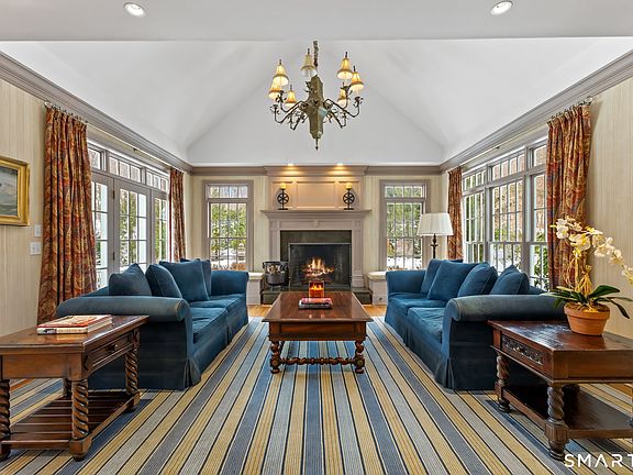 2nd image of 10 Pheasant Hill Road