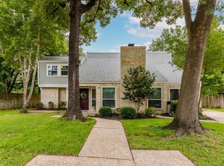 11602 Idlebrook Dr, Houston, TX 77070