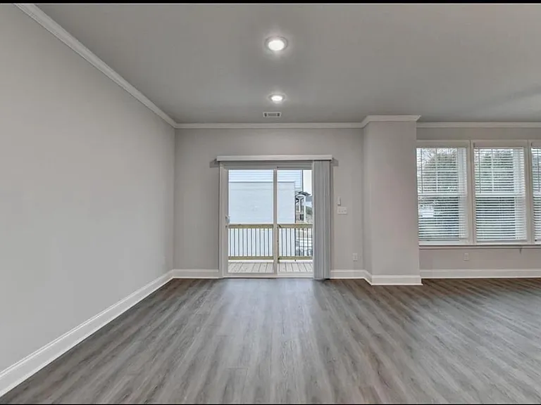 5098 Insperon Ln — Photo 11