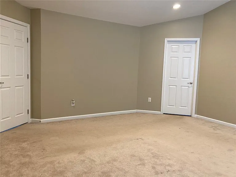 2379 Wheatland Cir — Photo 18
